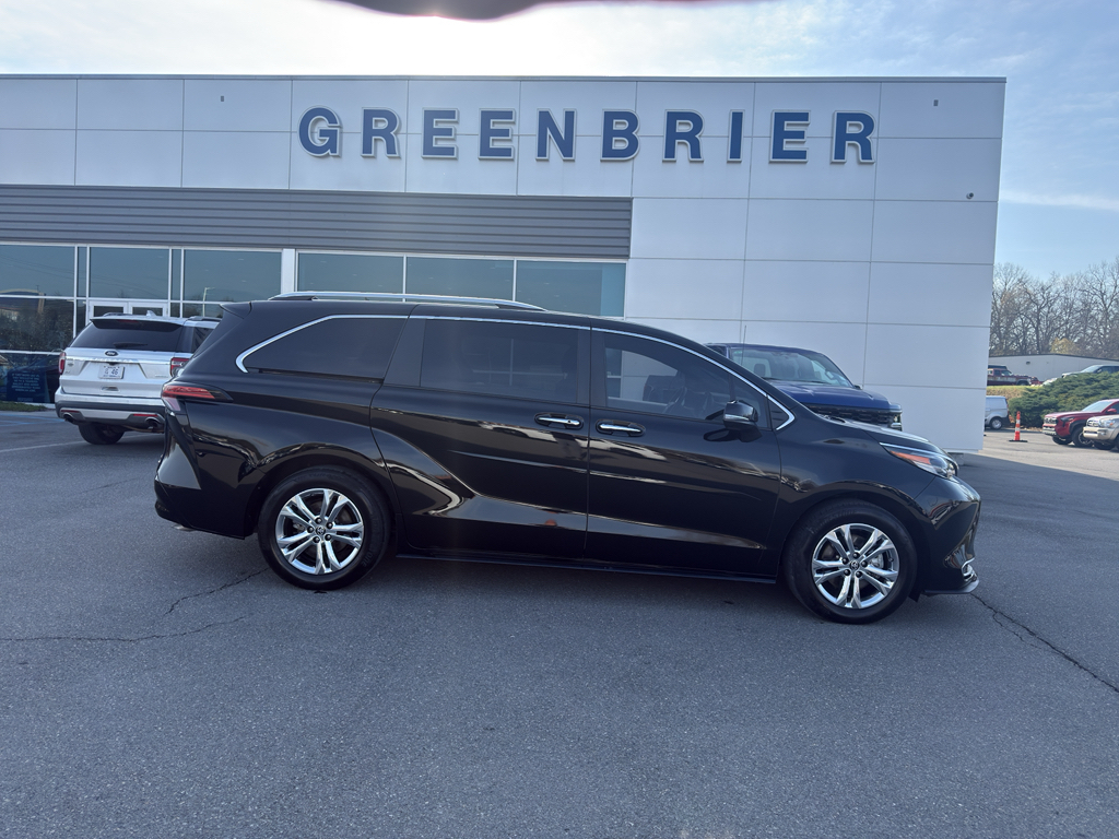 Midnight Black Metallic 2023 Toyota Sienna Platinum 7-Passenger AWD Minivan All-Wheel Drive Continuously Variable Transmission