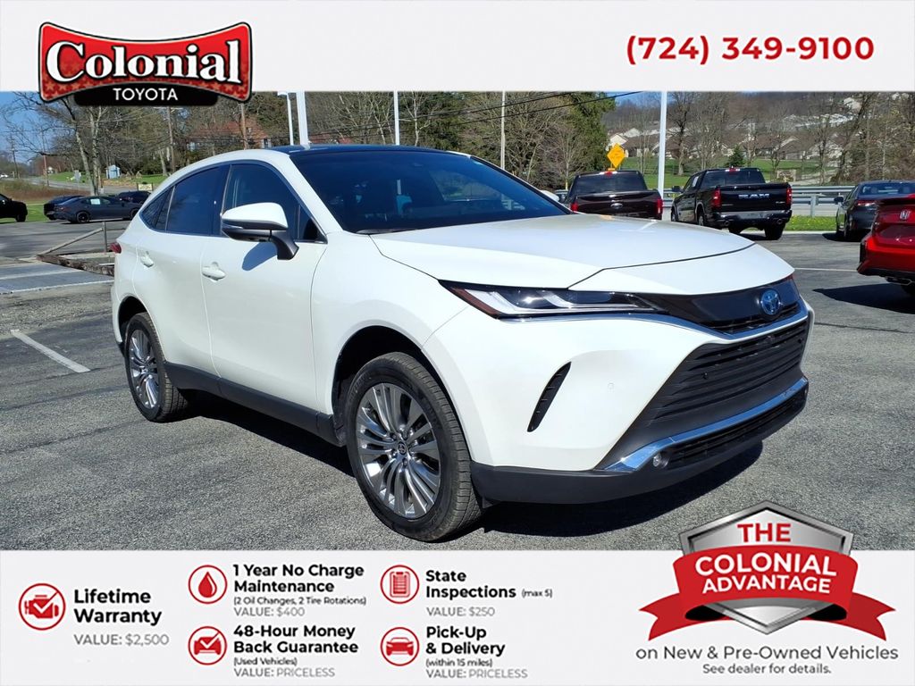 White (Blizzard Pearl) 2022 Toyota Venza Limited AWD SUV / Crossover All-Wheel Drive Continuously Variable Transmission