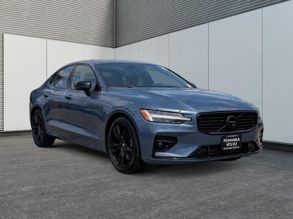  2024 Volvo S60 B5 Core Dark Theme AWD   