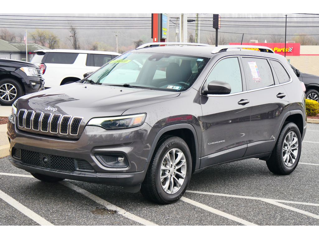 View vehicle photo 7