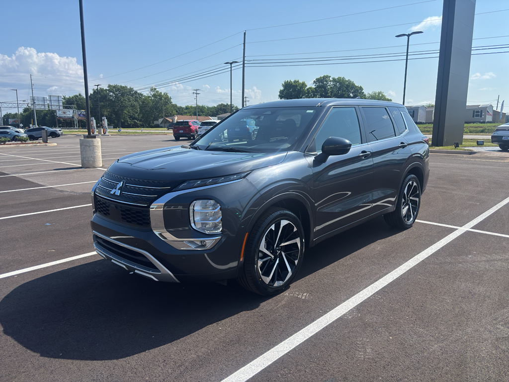 Alloy Silver Metallic 2024 Mitsubishi Outlander SUV / Crossover All-Wheel Drive Continuously Variable Transmission