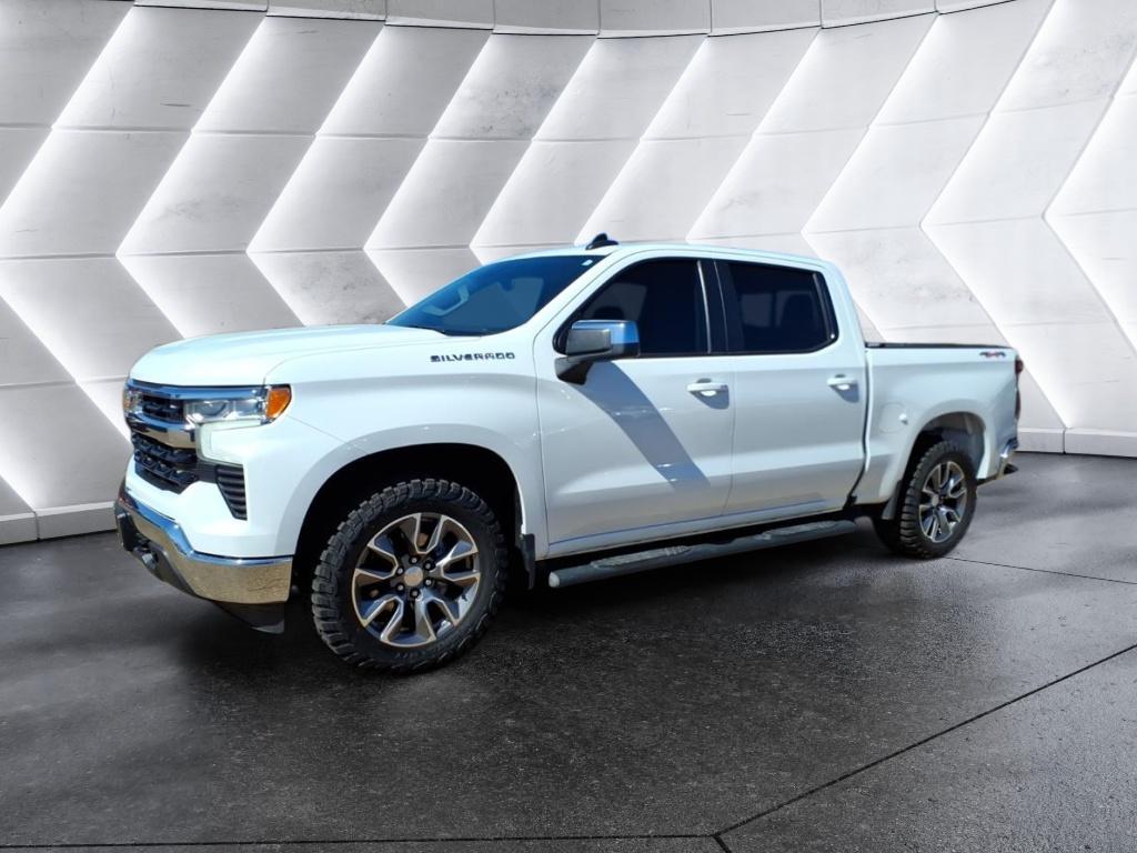 2022 Chevrolet Silverado 1500 LT Crew Cab 4WD