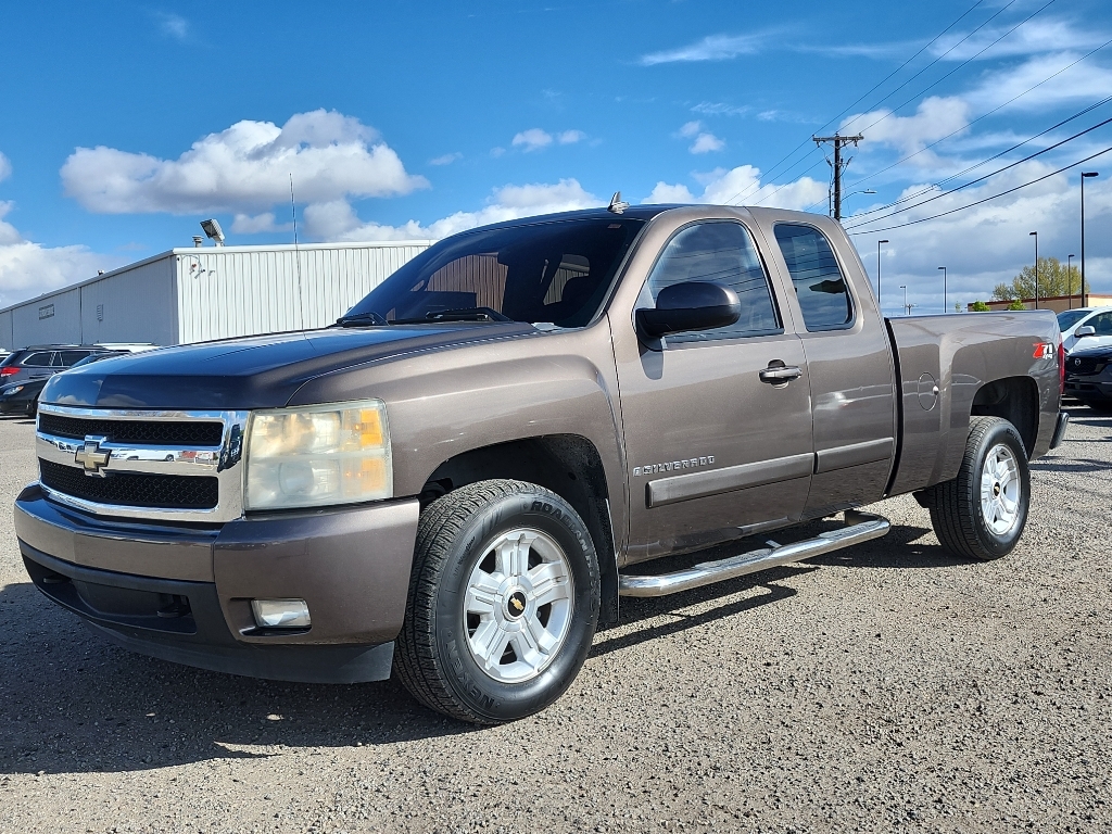 Desert Brown Metallic 2008 Chevrolet Silverado 1500 LTZ Extended Cab 4WD Pickup Truck Four-Wheel Drive 4-Speed Automatic