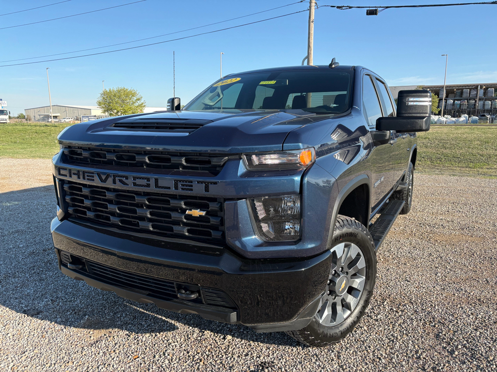 NORTHSKY BLUE METALLIC 2022 Chevrolet Silverado 2500HD Custom Crew Cab 4WD Pickup Truck Four-Wheel Drive 6-Speed Automatic