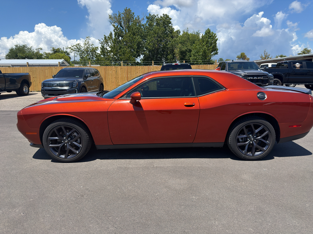 2023 Dodge Challenger SXT RWD