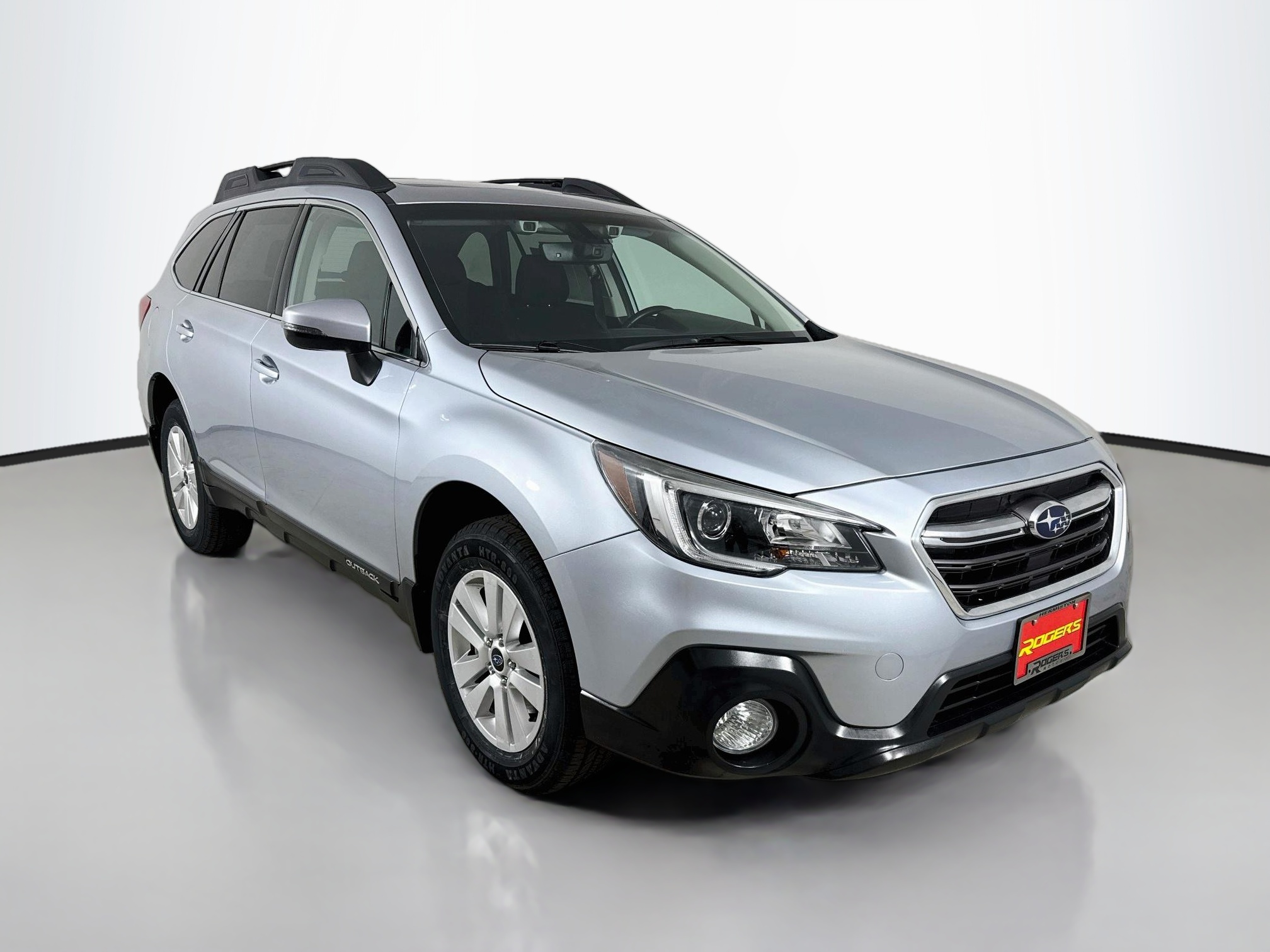Ice Silver Metallic 2018 Subaru Outback Wagon All-Wheel Drive 6-Speed CVT