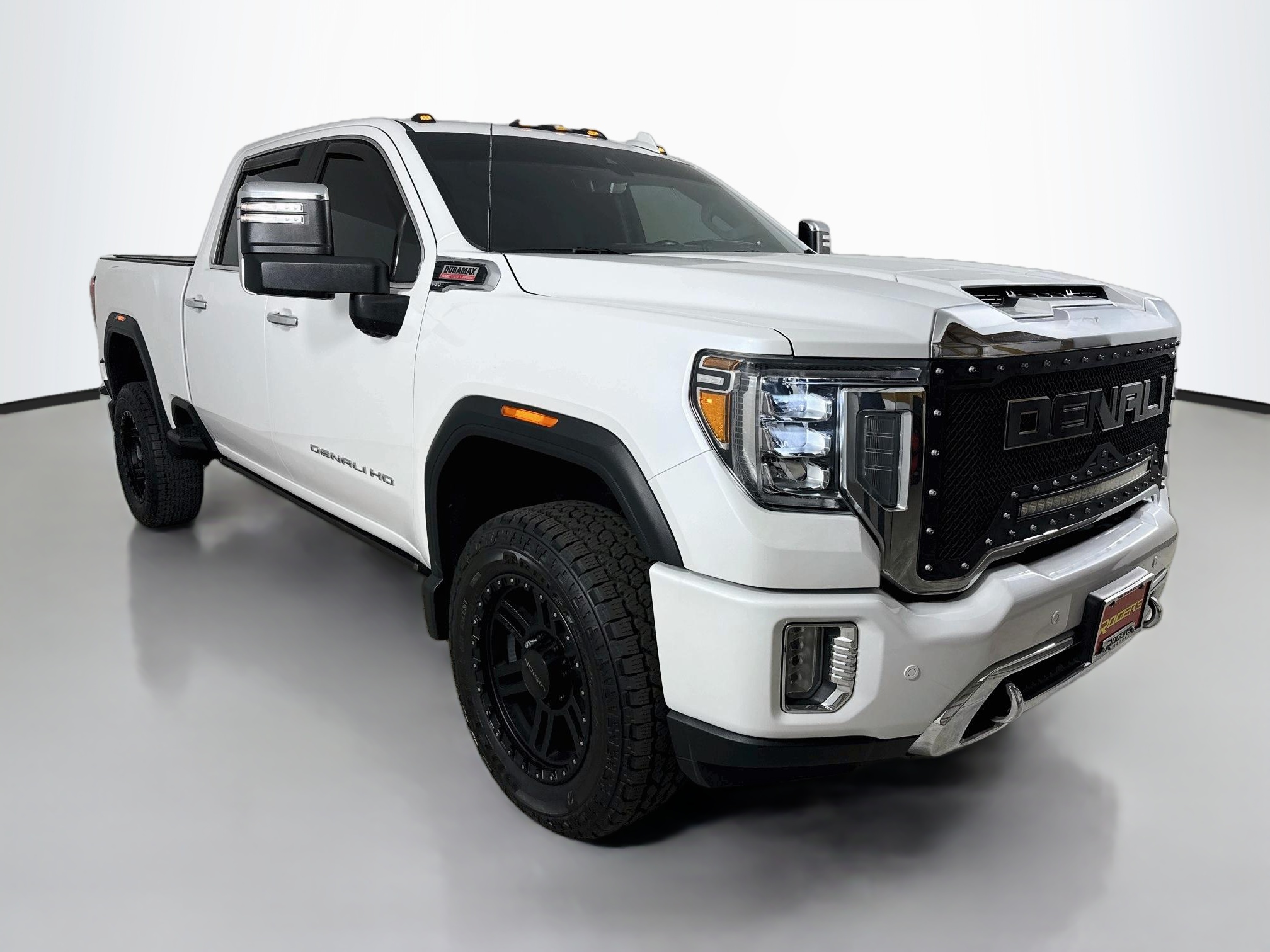 White Frost Tricoat 2020 GMC Sierra 2500HD Pickup Truck Four-Wheel Drive Automatic