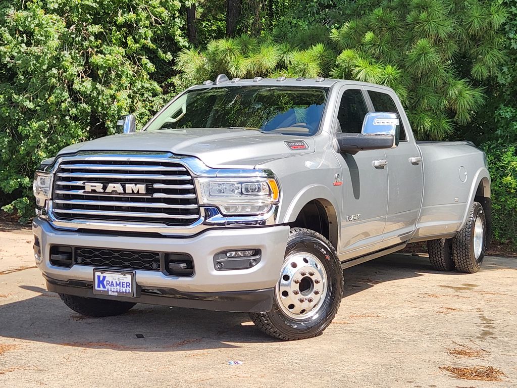 Billet Silver Metallic Clearcoat 2023 RAM 3500 Pickup Truck Four-Wheel Drive 6-Speed Automatic