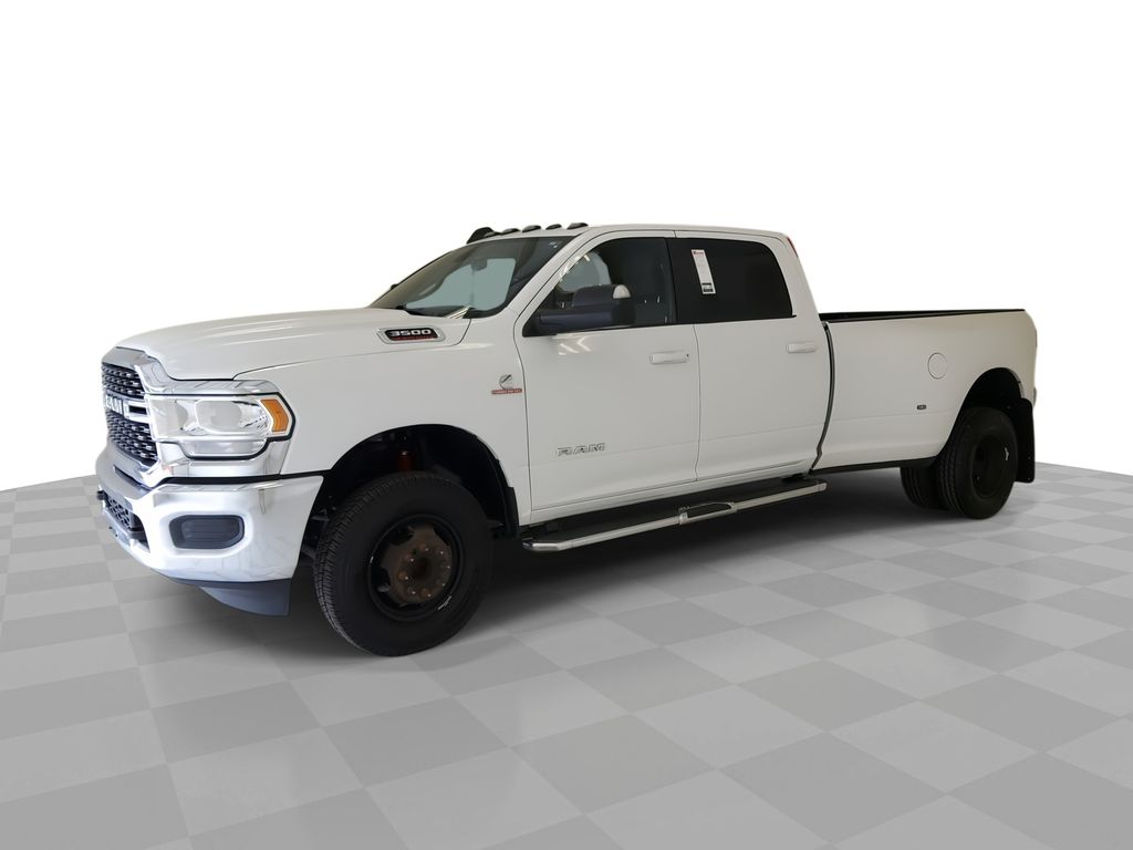 Bright White Clearcoat 2022 RAM 3500 Big Horn Crew Cab LB DRW 4WD Pickup Truck Four-Wheel Drive 6-Speed Automatic