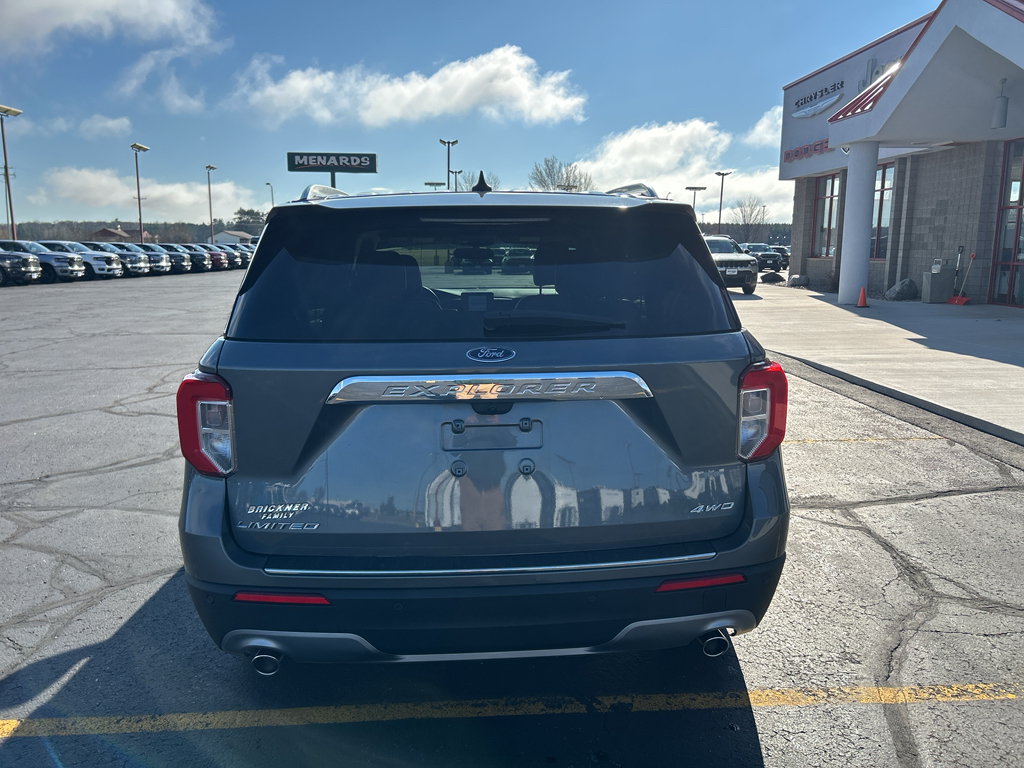 View vehicle photo 6