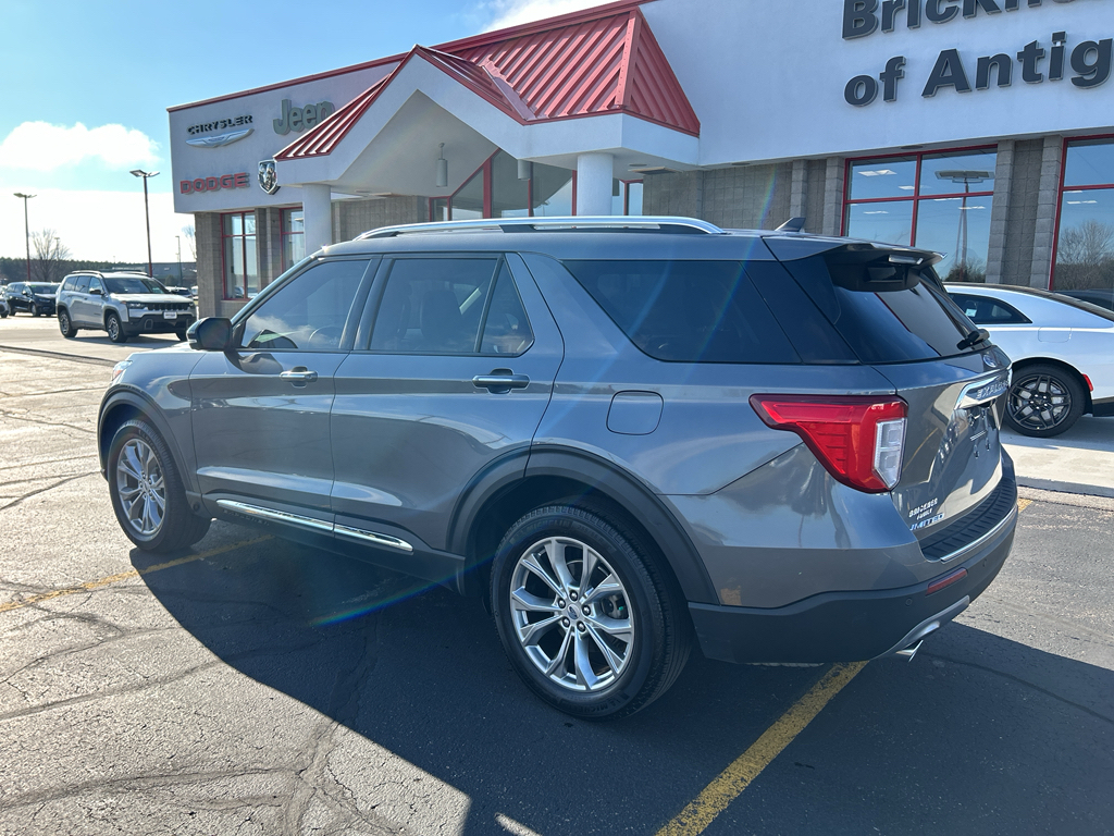 View vehicle photo 5