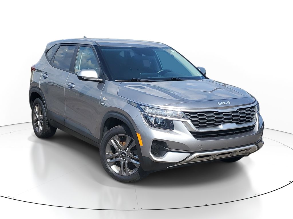 Steel Gray 2022 Kia Seltos SUV / Crossover All-Wheel Drive Continuously Variable Transmission