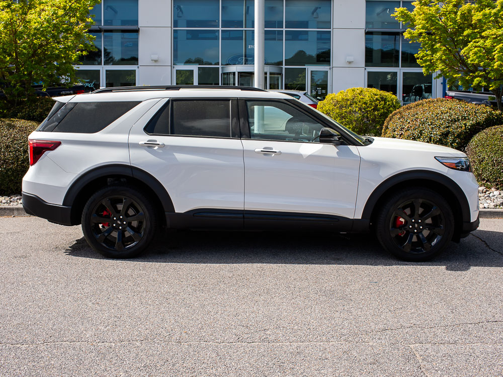 Star White Metallic Tri-Coat 2024 Ford Explorer ST AWD SUV / Crossover All-Wheel Drive Automatic