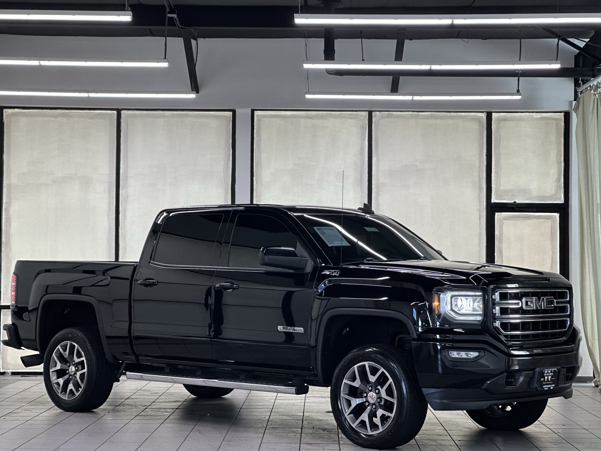 Onyx Black 2018 GMC Sierra 1500 Pickup Truck Four-Wheel Drive 6-Speed Automatic