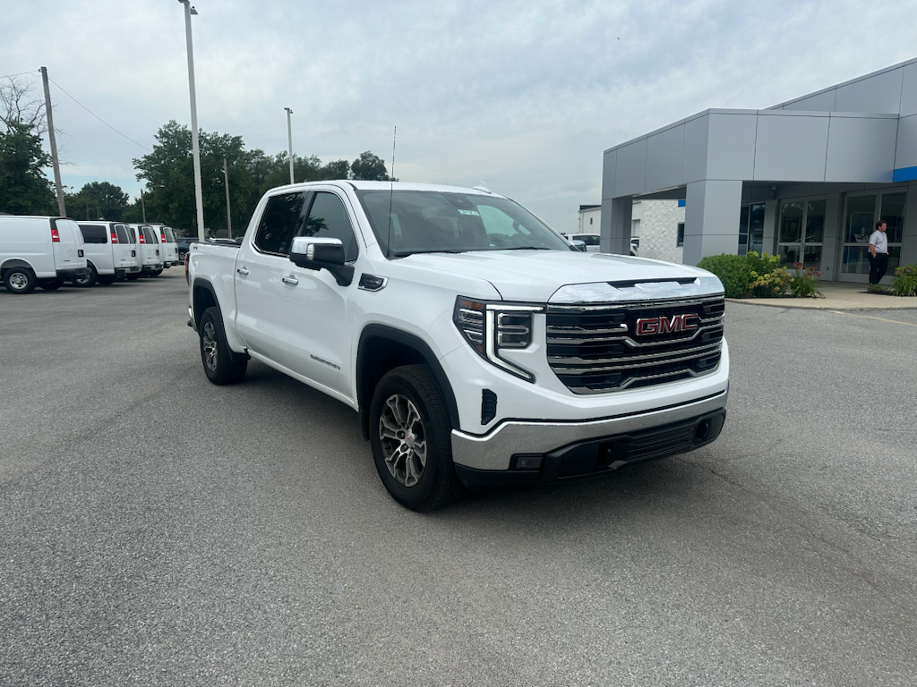 Summit White 2026 GMC Sierra 1500 Pickup Truck Four-Wheel Drive Automatic