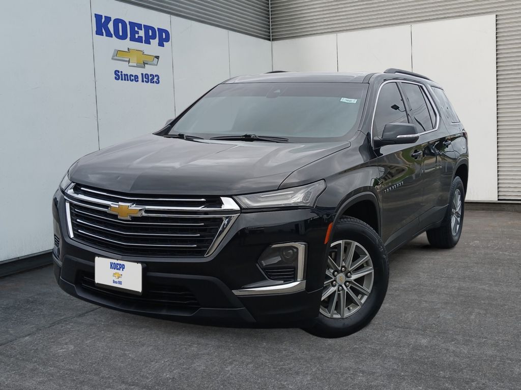 Mosaic Black Metallic 2023 Chevrolet Traverse LT Cloth FWD SUV / Crossover Front-Wheel Drive 9-Speed Automatic
