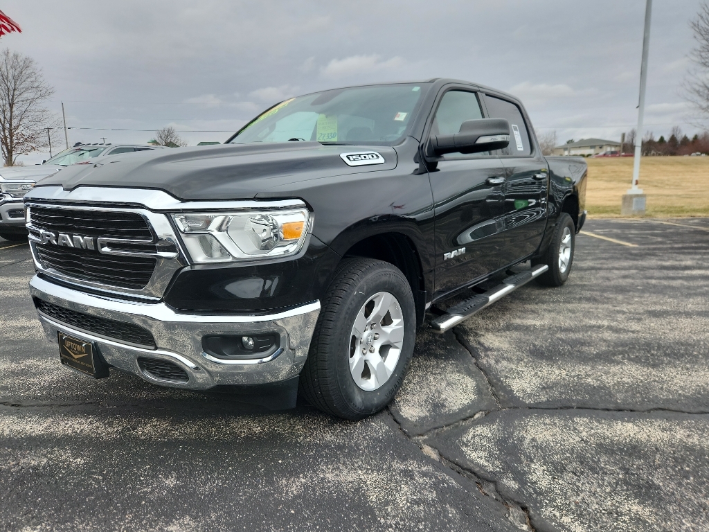 2019 RAM 1500 Big Horn Crew Cab 4WD