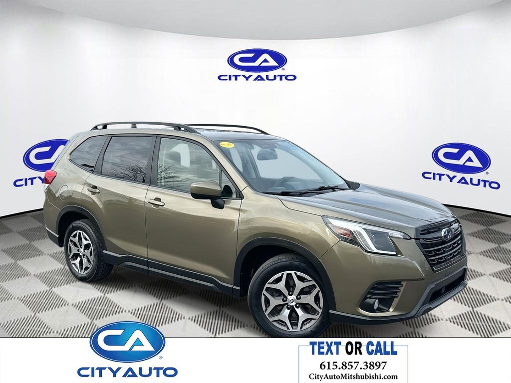 2022 Subaru Forester Premium Crossover AWD