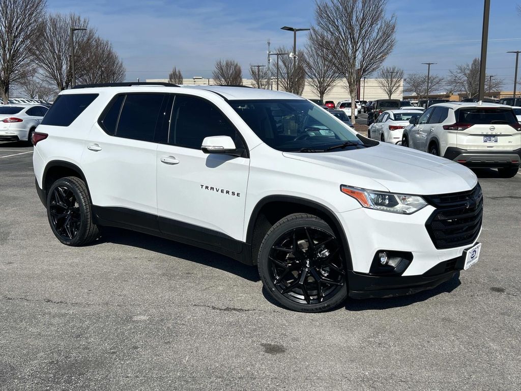 2021 Chevrolet Traverse LT Cloth FWD