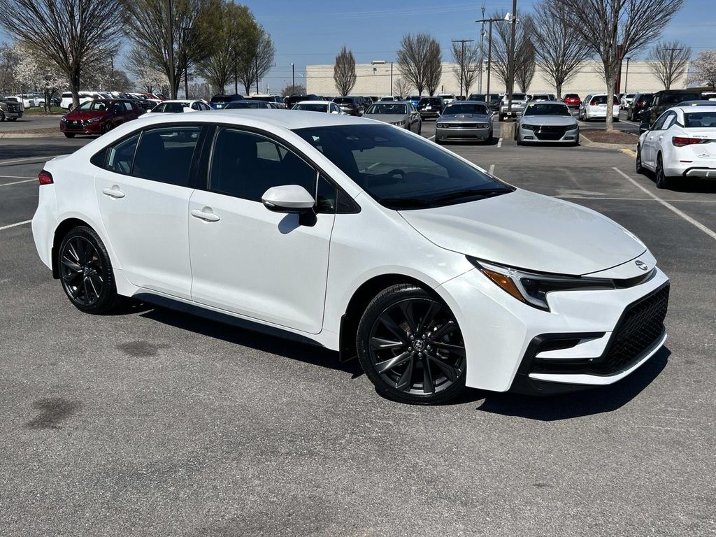 2024 Toyota Corolla SE FWD
