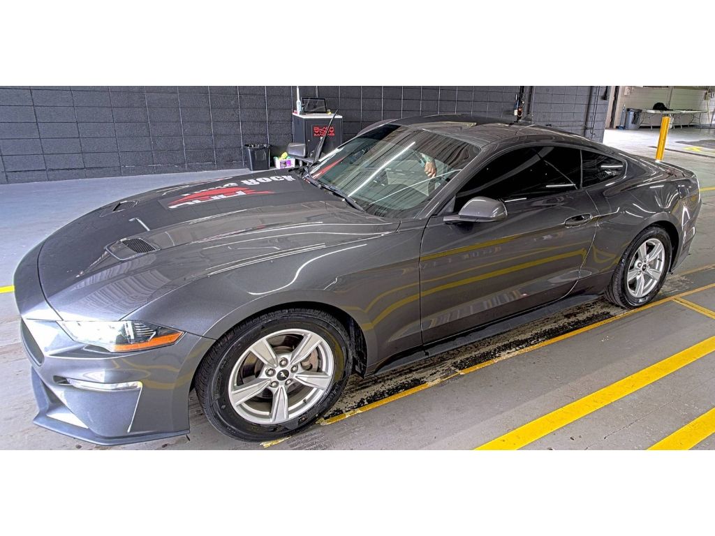 2020 Ford Mustang EcoBoost Coupe RWD