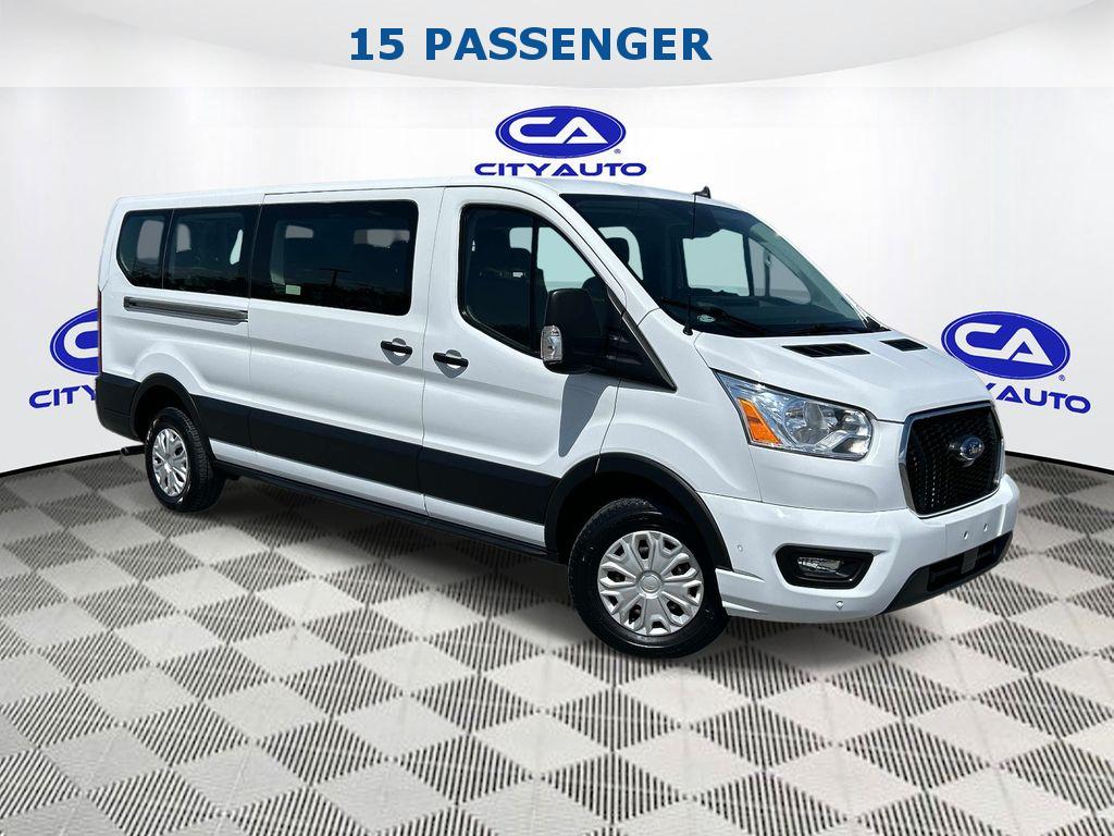 2022 Ford Transit Passenger 350 XLT Low Roof LB RWD