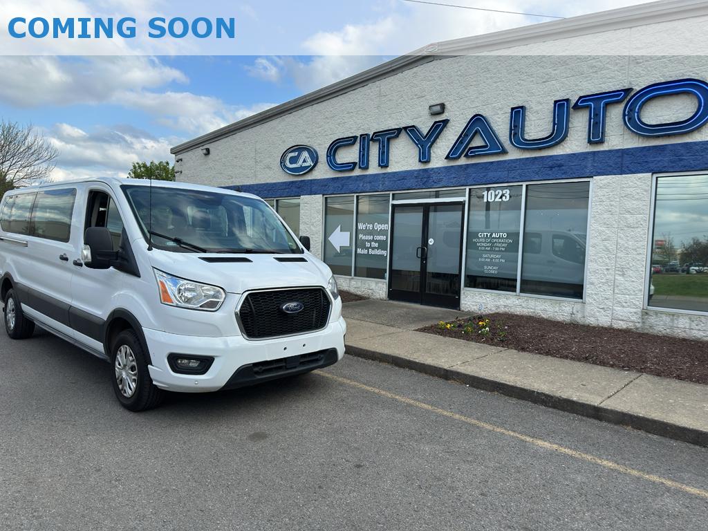 2022 Ford Transit Passenger 350 XLT Low Roof LB RWD