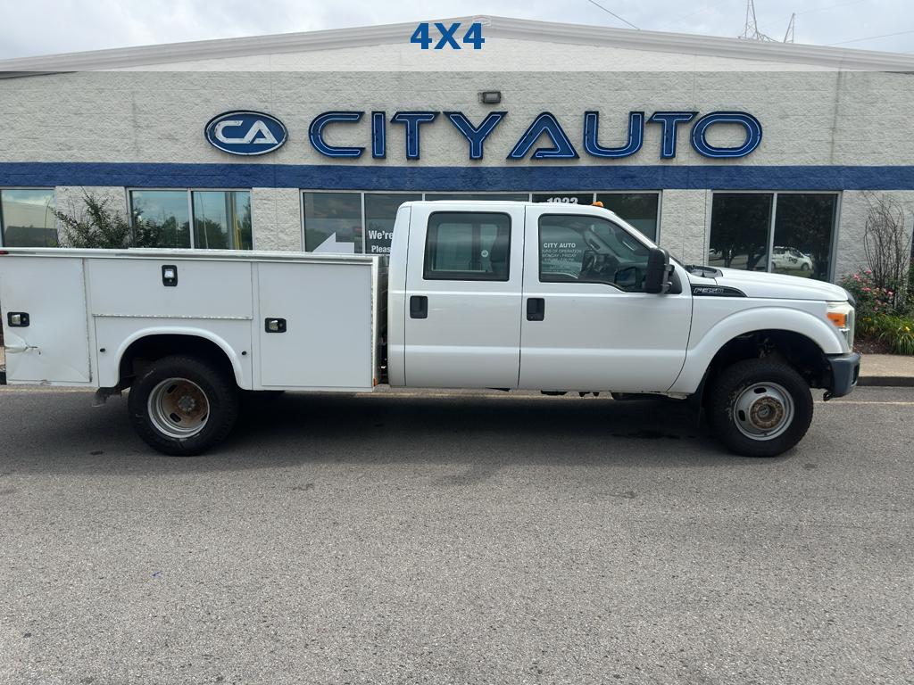 View vehicle photo 3