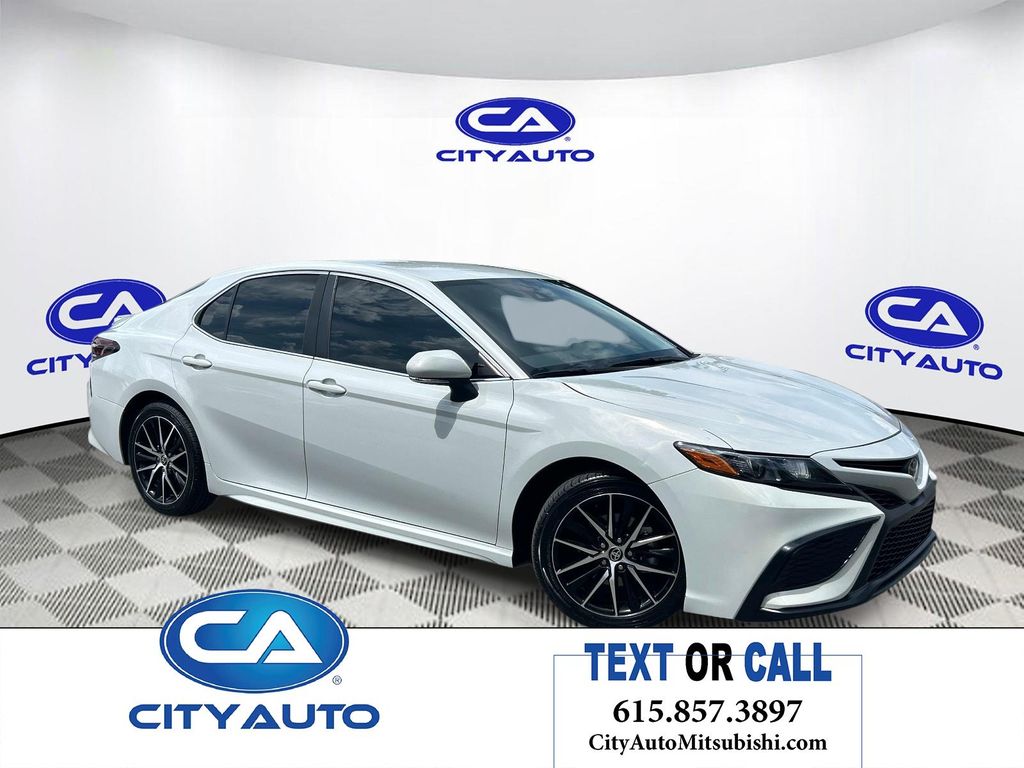 Ice Edge 2024 Toyota Camry Sedan Front-Wheel Drive 8-Speed Automatic