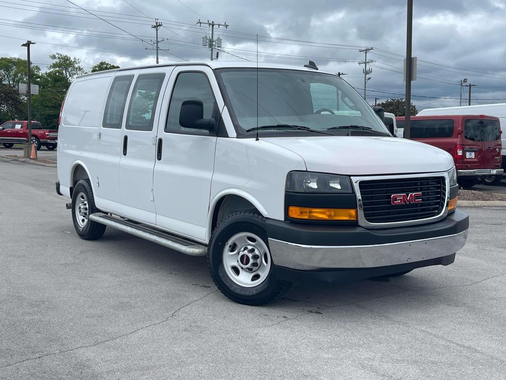 Summit White 2025 GMC Savana Cargo Van Rear-Wheel Drive 8-Speed Automatic