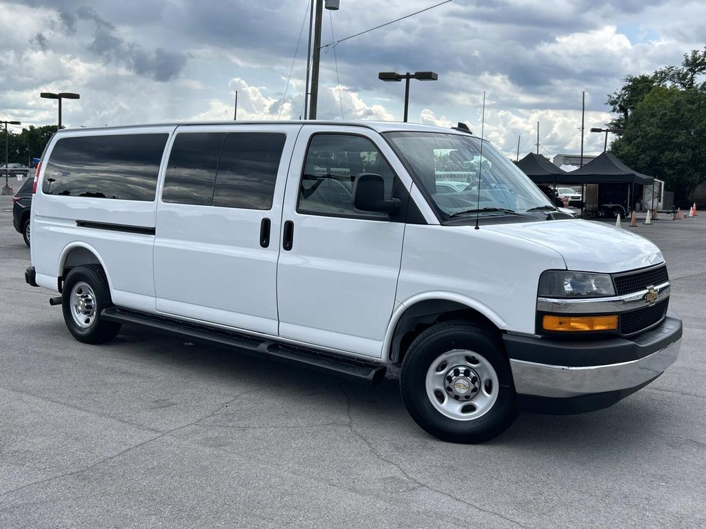 Summit White 2025 Chevrolet Express Van Rear-Wheel Drive 8-Speed Automatic