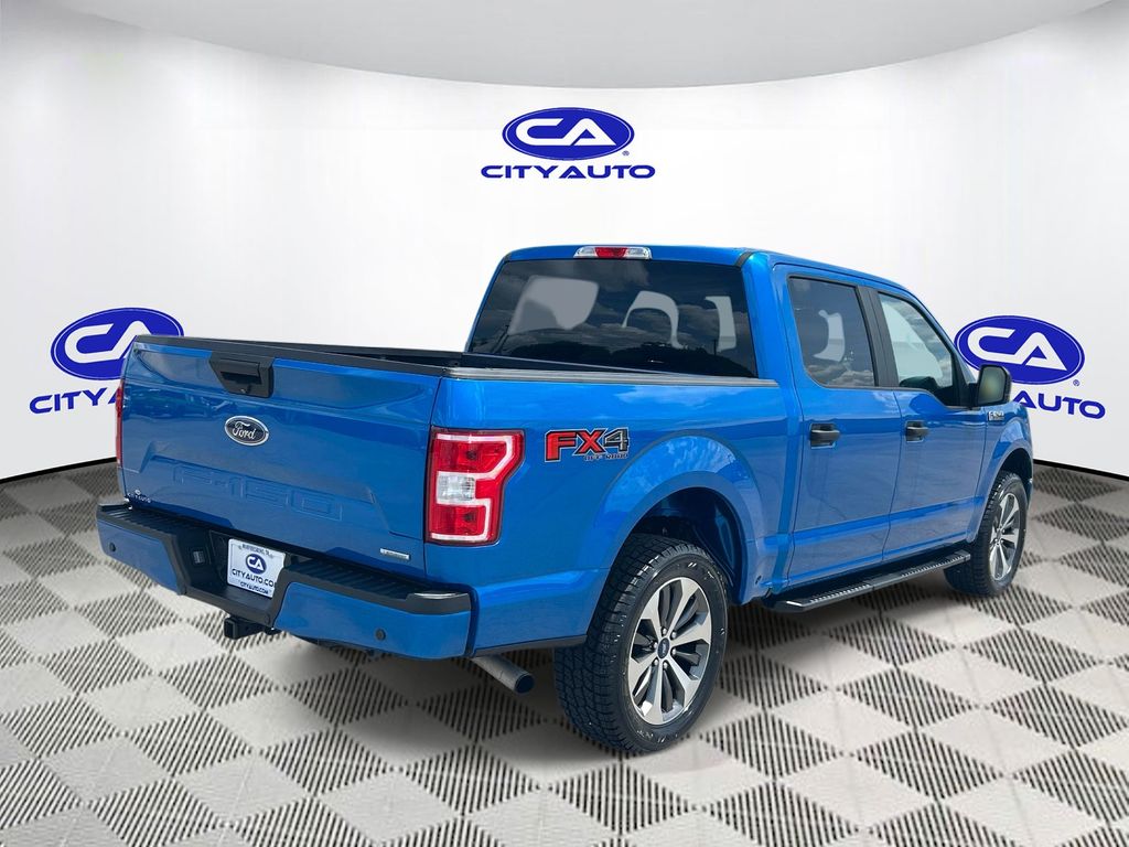 View vehicle photo 4