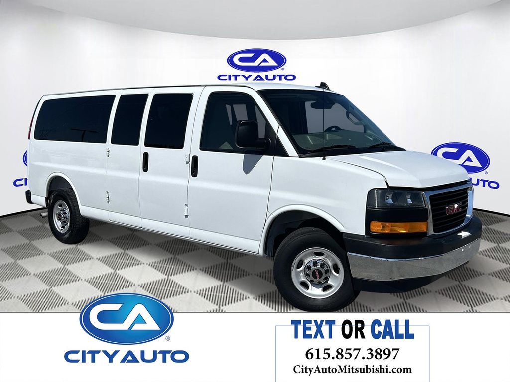 Summit White 2025 GMC Savana Van Rear-Wheel Drive 8-Speed Automatic