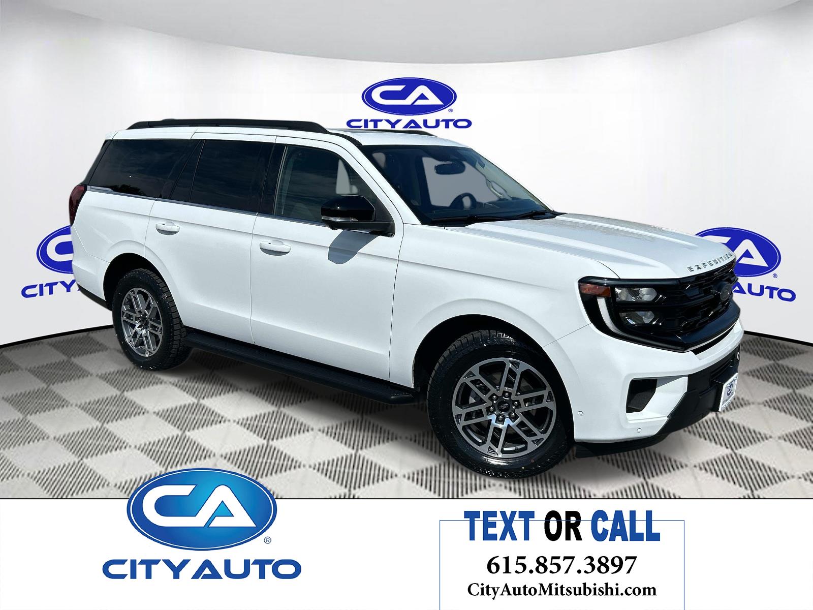 Oxford White 2025 Ford Expedition SUV / Crossover Four-Wheel Drive Automatic