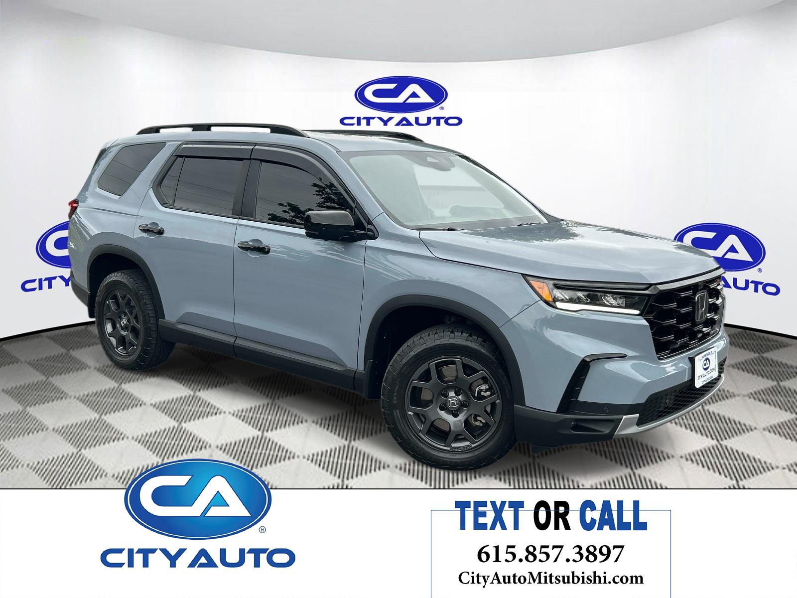 Sonic Gray Pearl 2025 Honda Pilot SUV / Crossover All-Wheel Drive Automatic