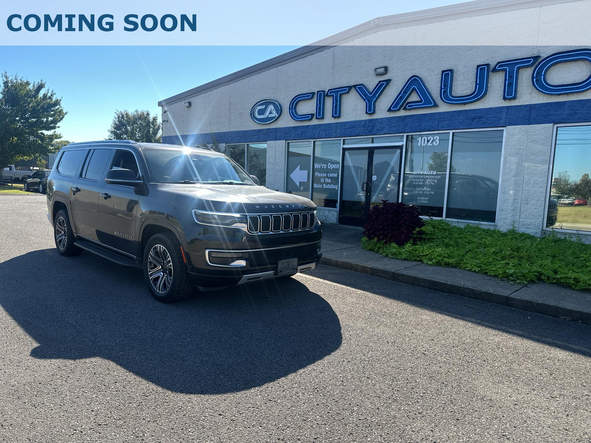 Diamond Black Crystal Pearlcoat 2024 Jeep Wagoneer L SUV / Crossover Four-Wheel Drive 8-Speed Automatic