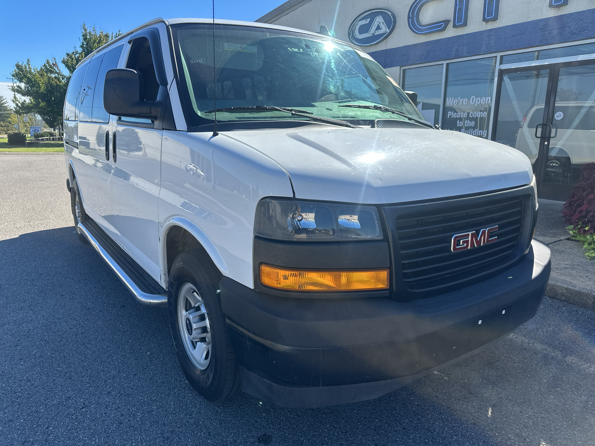 2019 GMC Savana LS 3500 RWD   