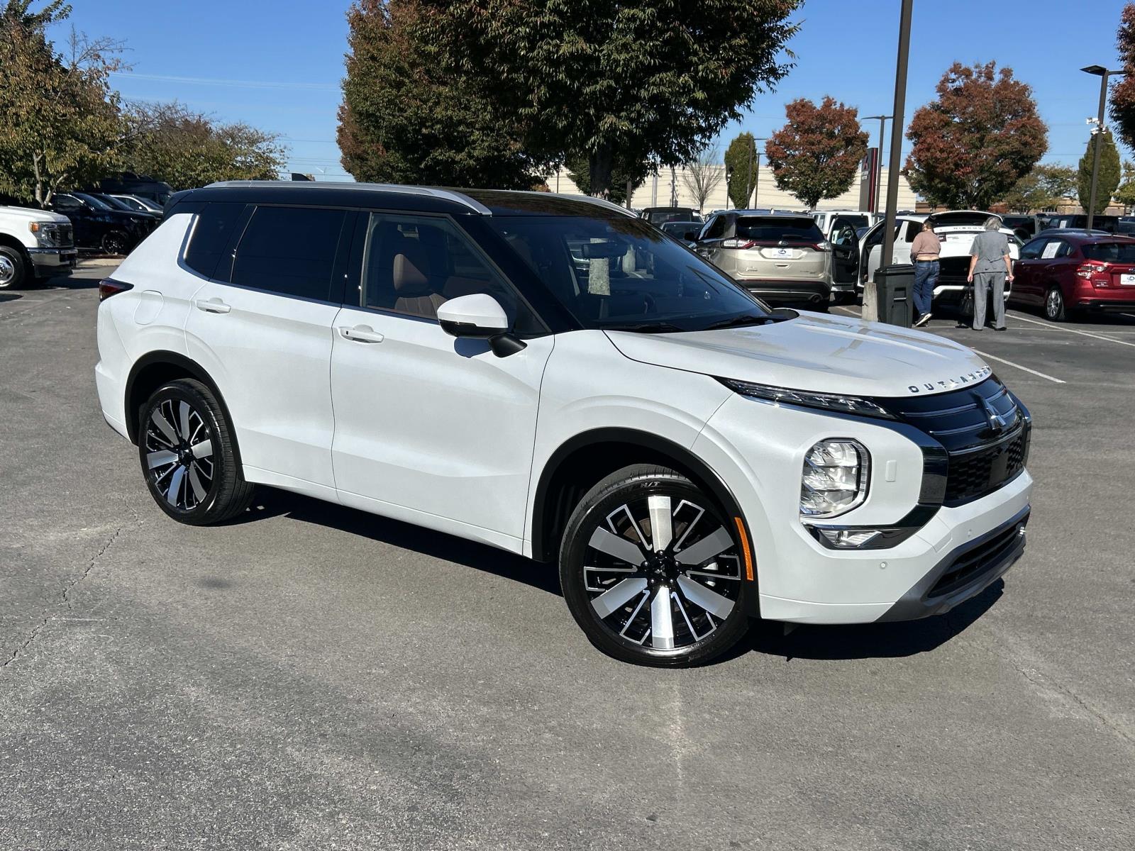 2025 Mitsubishi Outlander SEL FWD