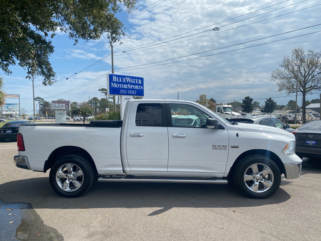 2016 RAM 1500 SLT Quad Cab 4WD