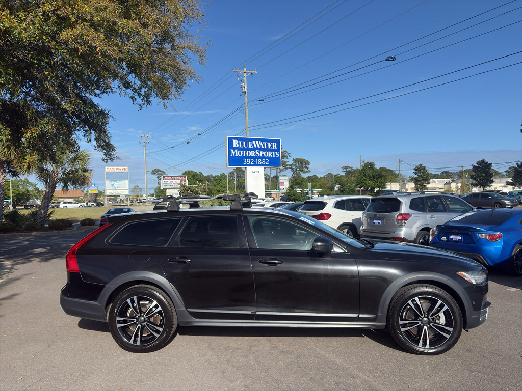 Onyx Black Metallic 2018 Volvo V90 Cross Country T5 AWD Wagon All-Wheel Drive 8-Speed Automatic