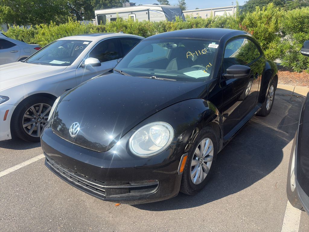 Black Uni 2013 Volkswagen Beetle 2.5L Entry Hatchback Front-Wheel Drive 6-Speed Automatic