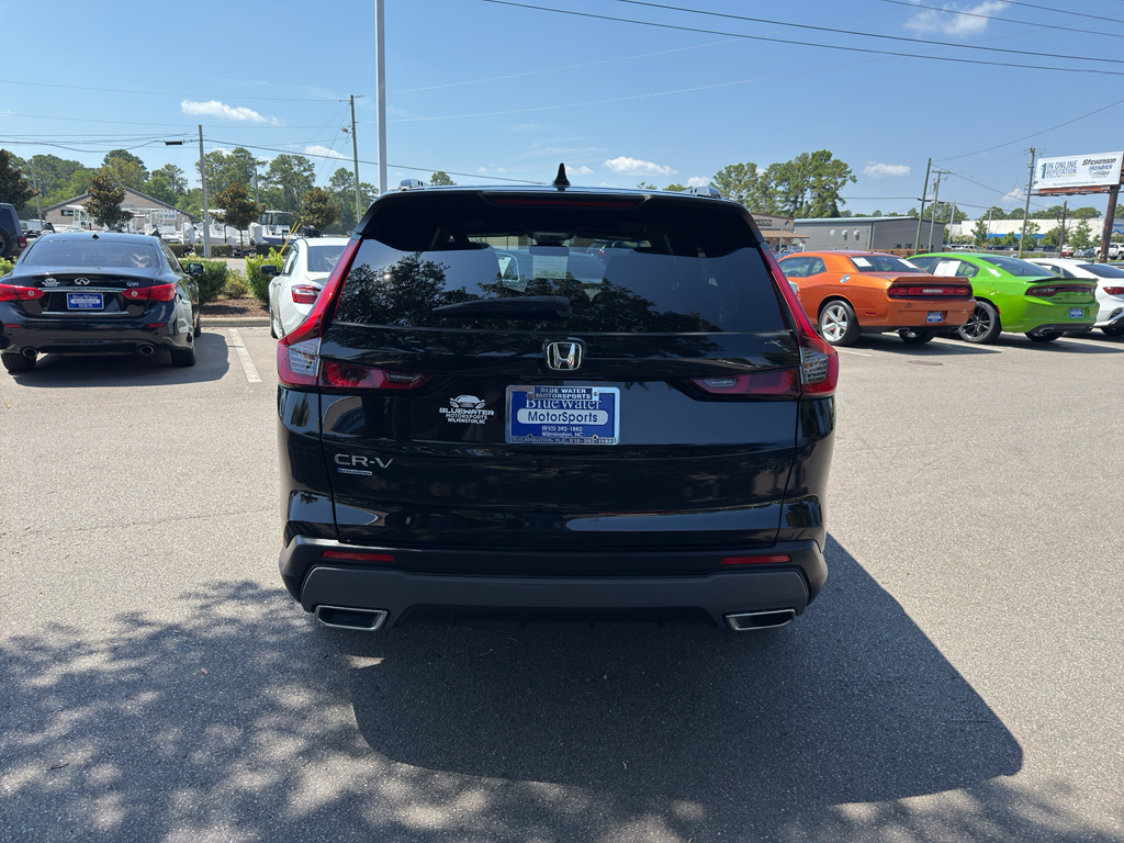 View vehicle photo 7