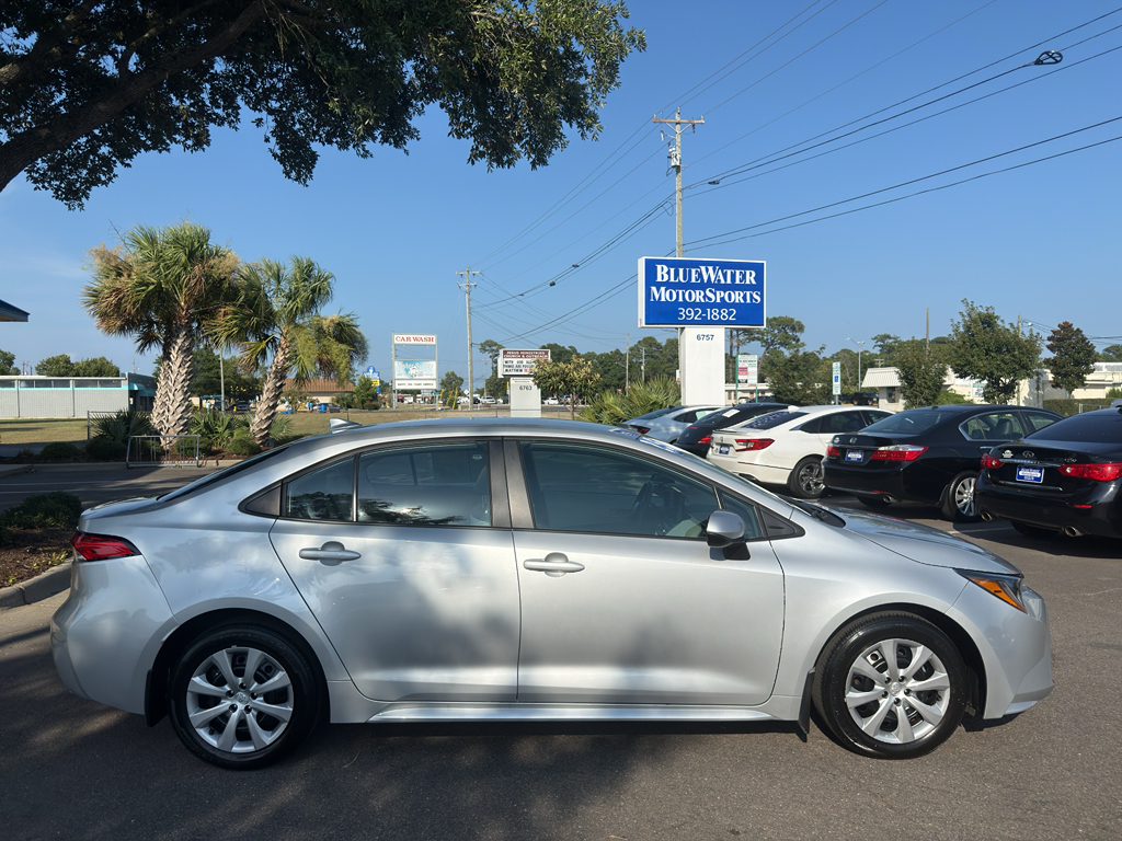 Classic Silver Metallic 2025 Toyota Corolla Sedan Front-Wheel Drive Continuously Variable Transmission