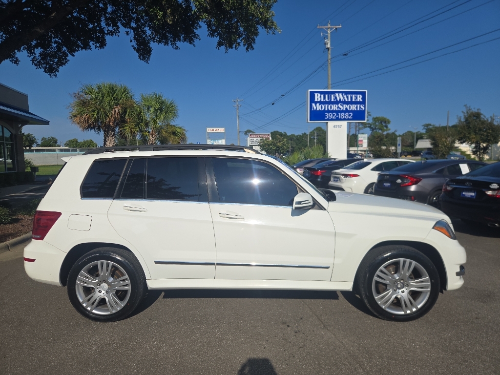 Polar White 2015 Mercedes-Benz GLK SUV / Crossover Rear-Wheel Drive 7-Speed Automatic