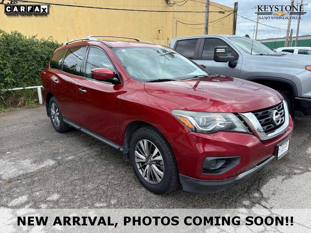 Red (Scarlet Ember) 2018 Nissan Pathfinder SUV / Crossover Front-Wheel Drive Continuously Variable Transmission