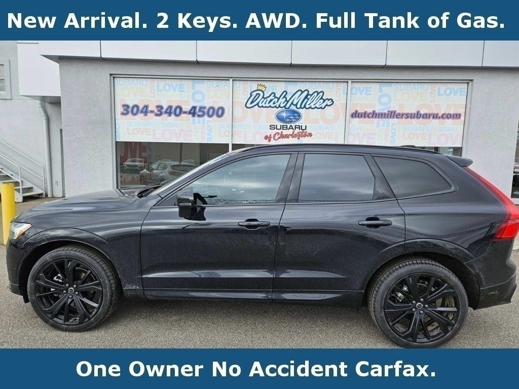 2026 Volvo XC60 B5 Ultra Black Edition AWD