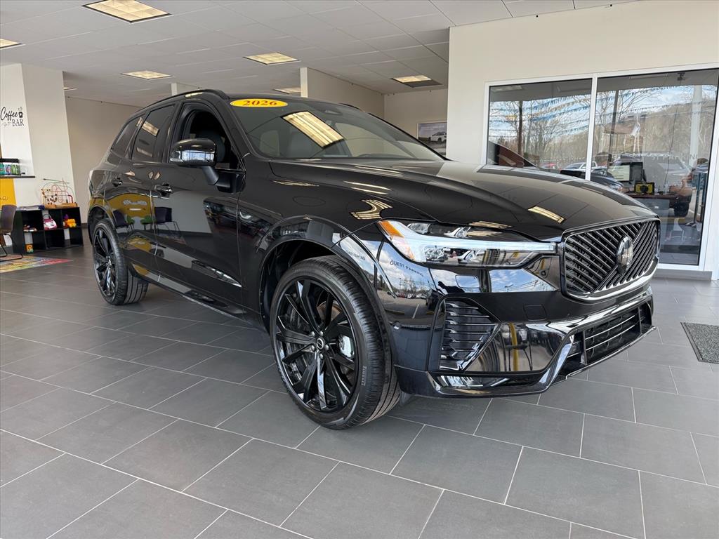 Onyx Black Metallic 2026 Volvo XC60 B5 Ultra Black Edition AWD SUV / Crossover All-Wheel Drive 8-Speed Automatic