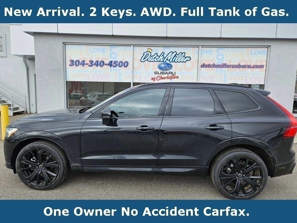2026 Volvo XC60 B5 Ultra Black Edition AWD