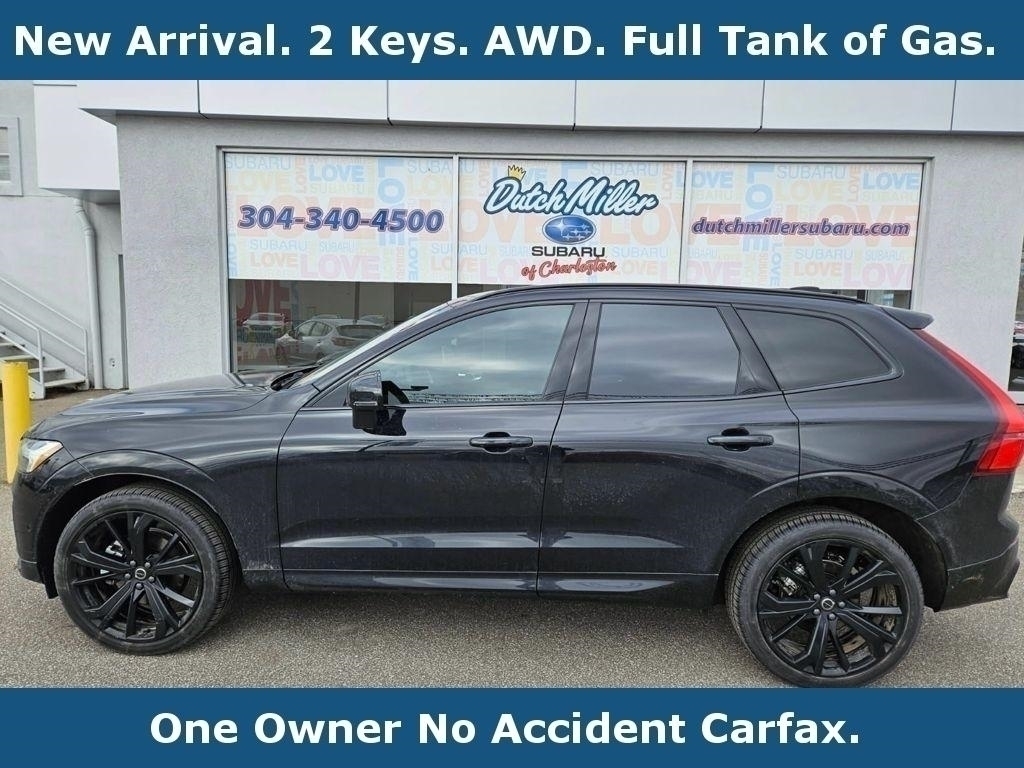 2026 Volvo XC60 B5 Ultra Black Edition AWD