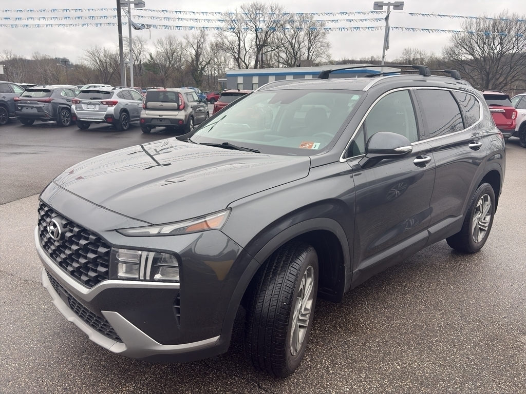 View vehicle photo 3